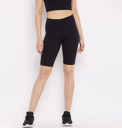 "Women Black Skinny Fit Cycling Sports Shorts "